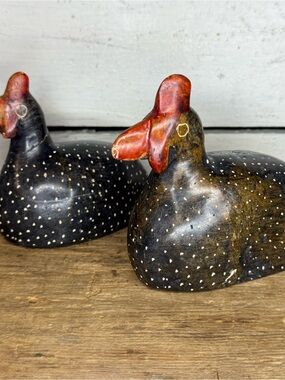 Pair Vintage Naive Soapstone Guinea Fowl Sculptures: 1960s African Art